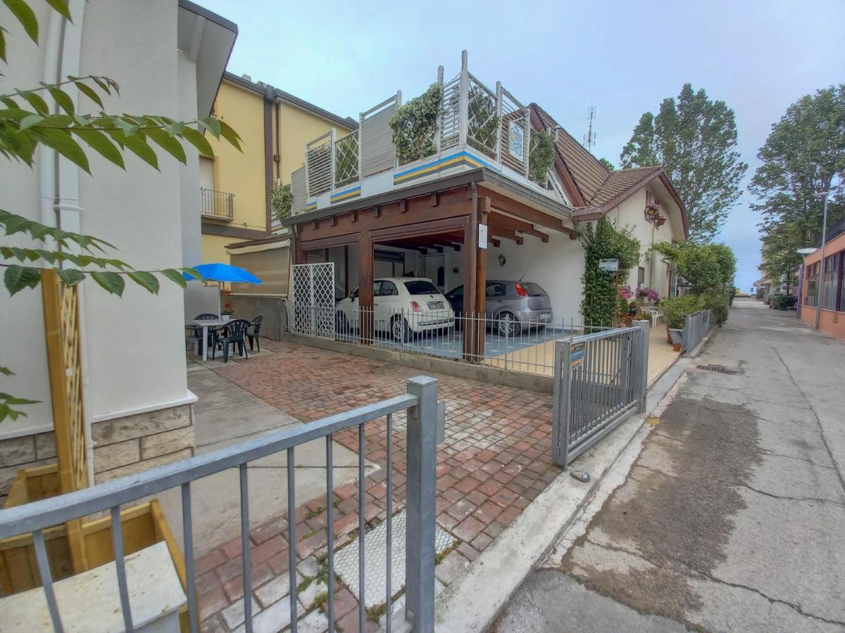 Petlyapartments #12 Bellaria-Igea Marina Exteriör bild